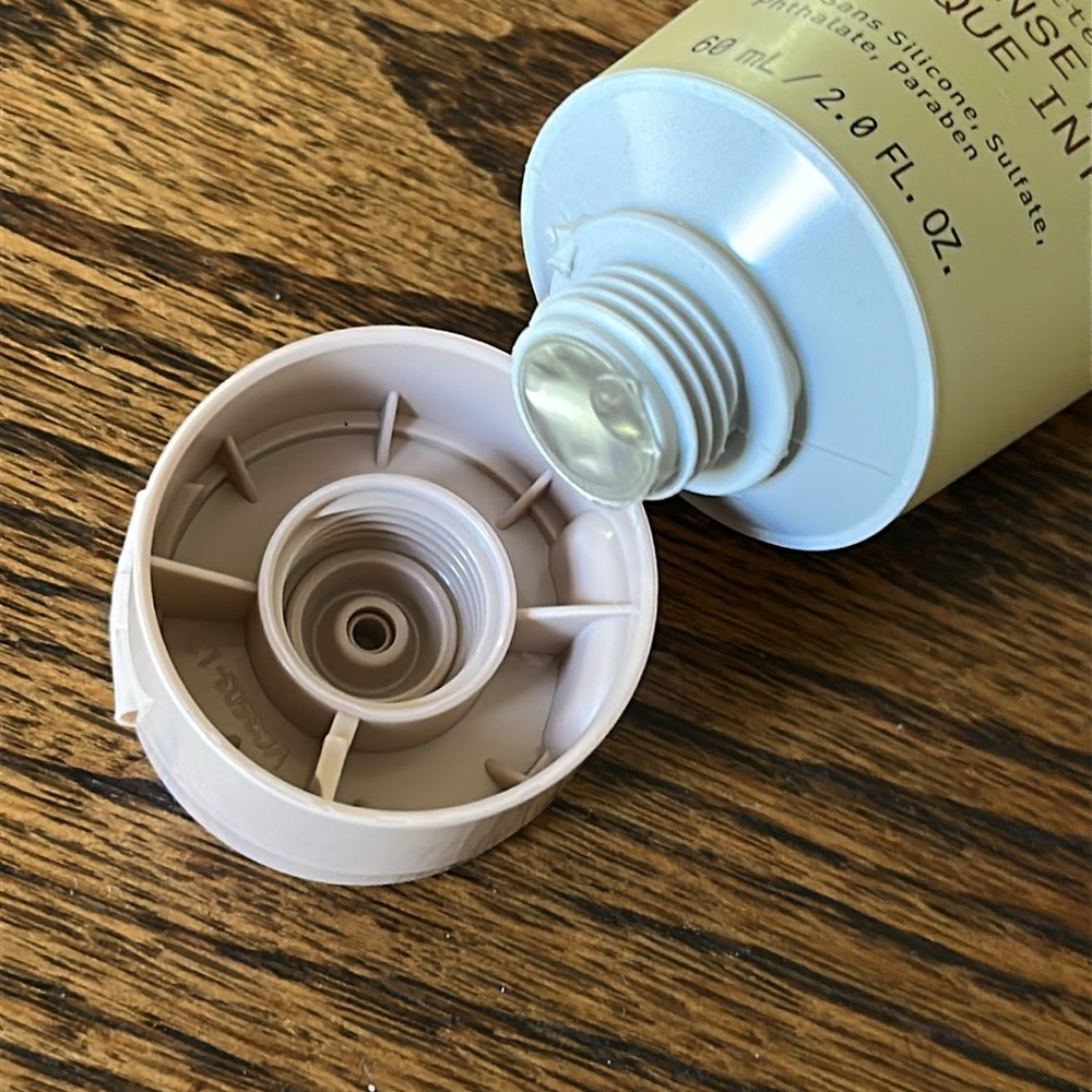 Fekkai Shea Butter Intense Hair Mask - Picture 3 of 5
